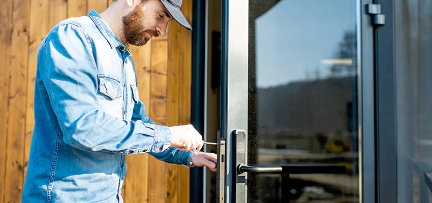 Frameless Glass Storefront Door Locks Replacement in Egypt Lake Leto, FL