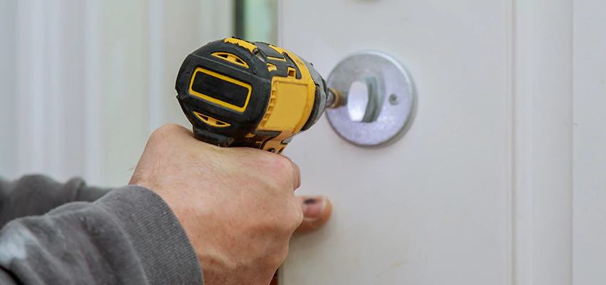 Street Locksmith For Smart Lock Repair in Egypt Lake Leto, FL